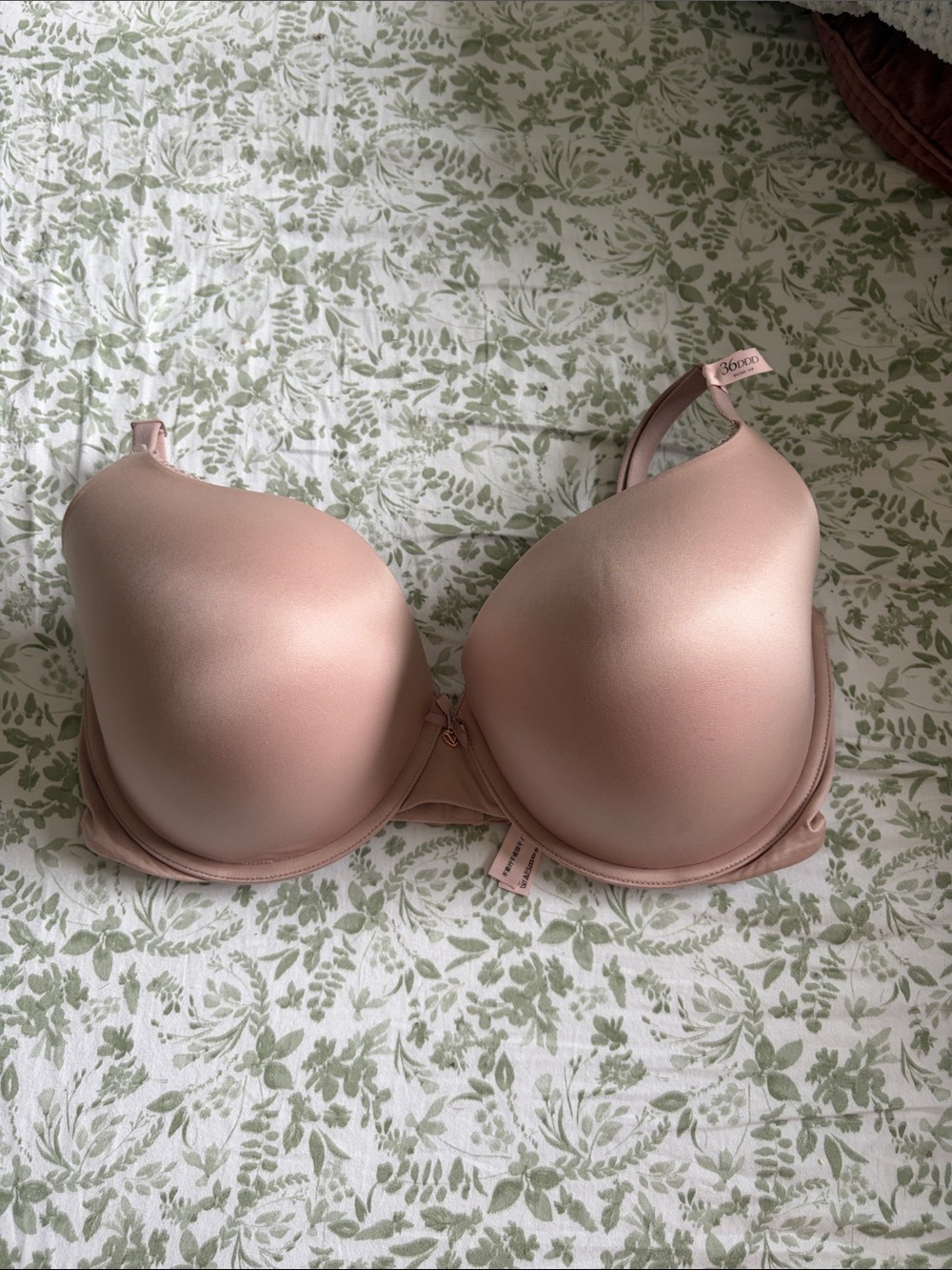 Victoria Secret body by Victoria 36ddd brand new